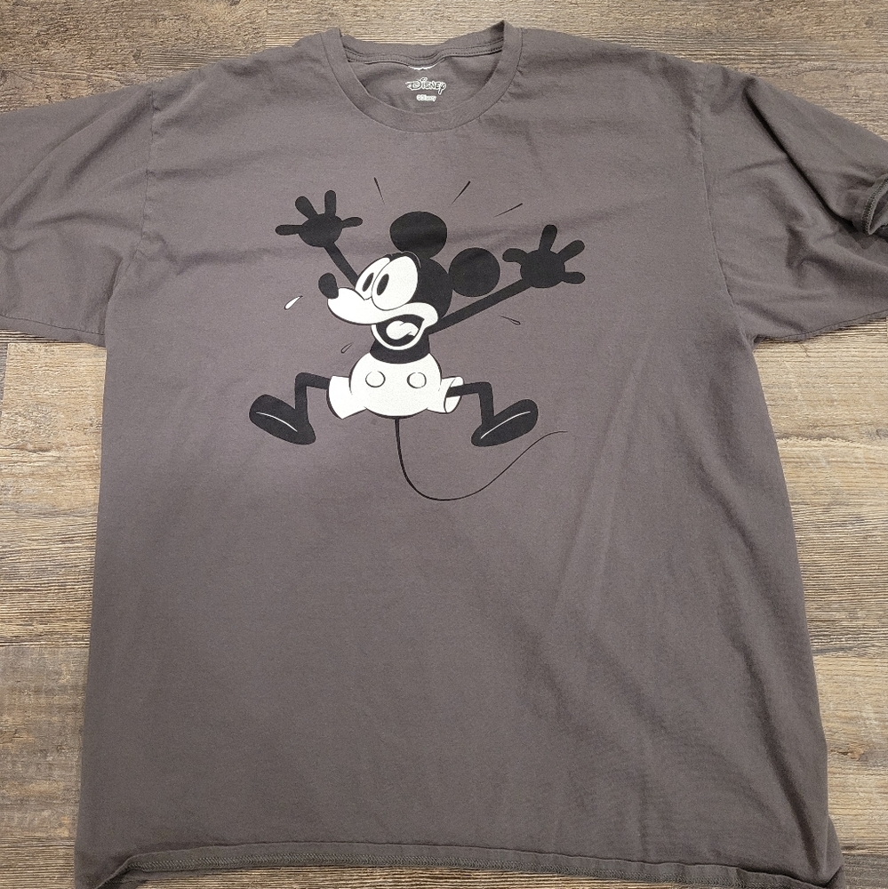 Unisex Mickey Mouse tshirt